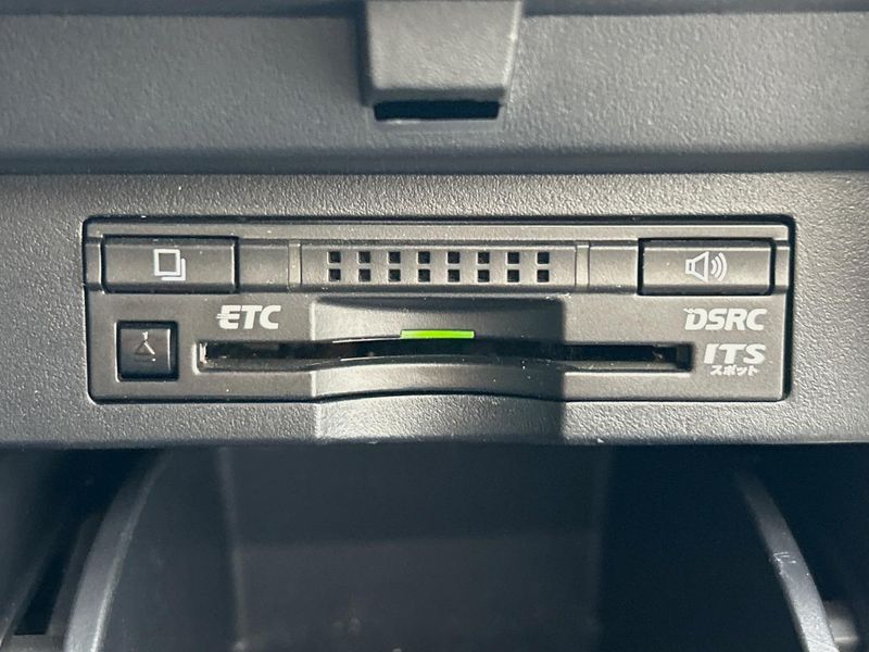 2016 Toyota Alphard DBA-AGH30W (UW-6aa4c12b5cb43)[23]