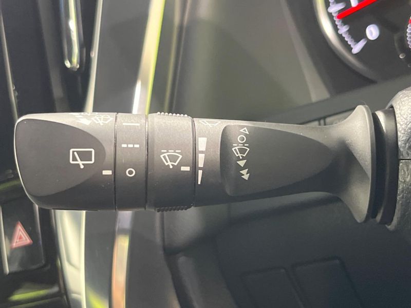 2017 Toyota Alphard DBA-AGH35W (UW-6aa4c142707ac)[12]