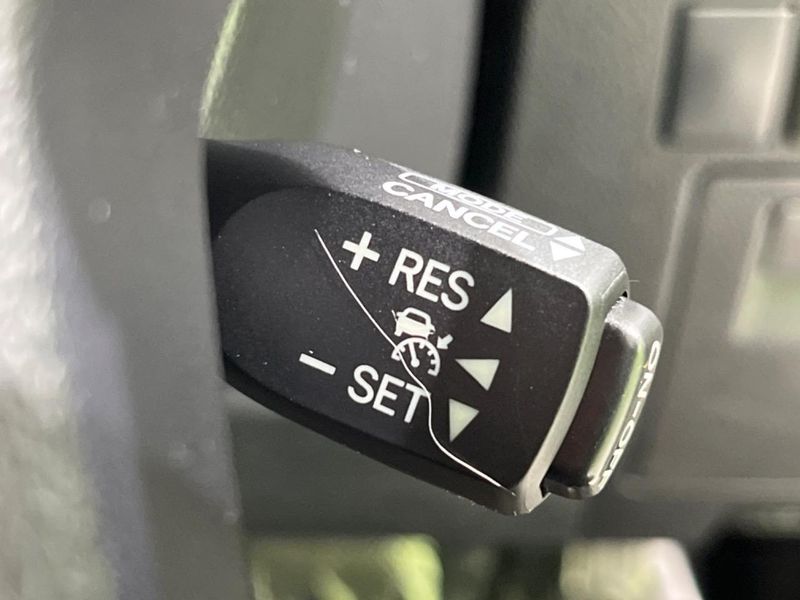 2017 Toyota Alphard DBA-AGH35W (UW-6aa4c142707ac)[14]