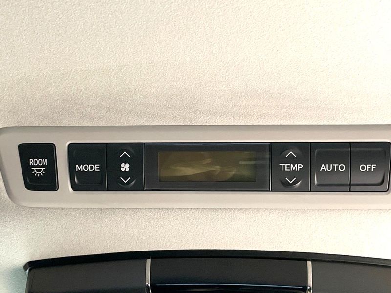 2014 Toyota Alphard DBA-ANH20W (UW-6aa4c151cce7e)[7]