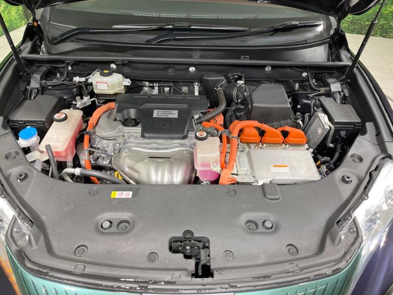 2019 Toyota Harrier Hybrid DAA-AVU65W (UW-6aa4c157acc98)[10]