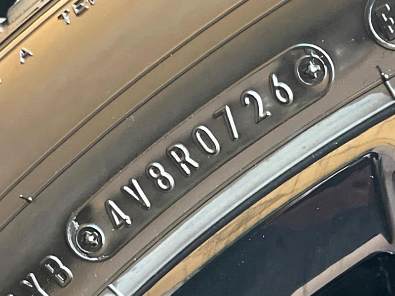 2026 Toyota RAV4 6AA-AXAN64 (UW-6aa4c165bc988)[8]