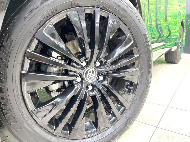 2025 Toyota Harrier Hybrid 6AA-AXUH80 (UW-6aa4c1730c08e)[4]