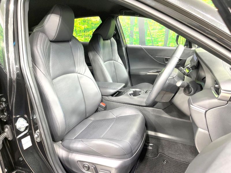 2025 Toyota Harrier Hybrid 6AA-AXUH80 (UW-6aa4c1730c08e)[17]