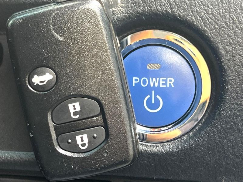 2015 Toyota SAI DAA-AZK10 (UW-6aa4c17e126b6)[17]
