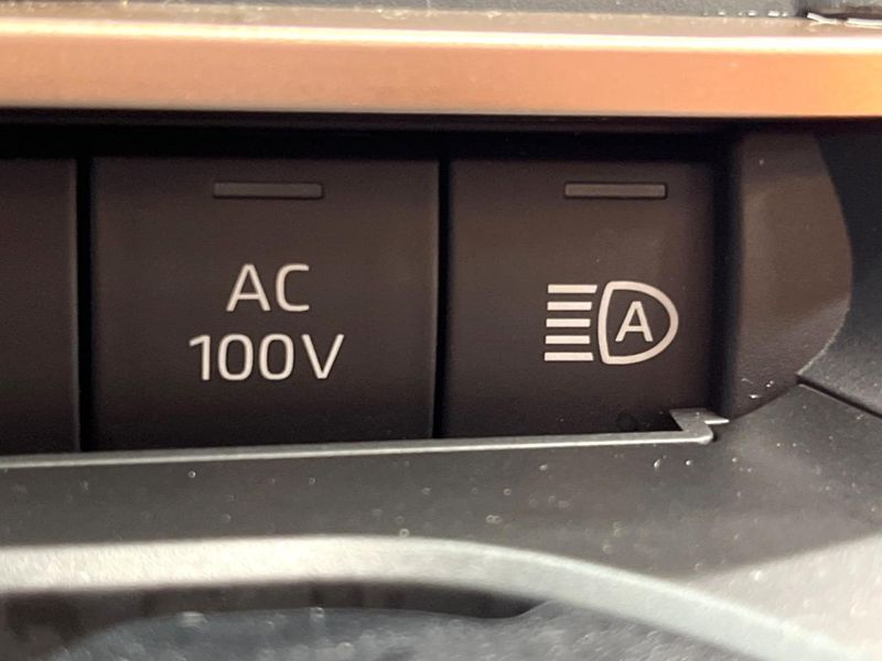 2024 Toyota Crown Sports 6AA-AZSH36W (UW-6aa4c186adc97)[26]