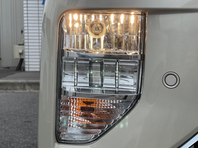 2020 Mitsubishi eK Cross Space 4AA-B38A (UW-6aa4c1a4d9e00)[12]