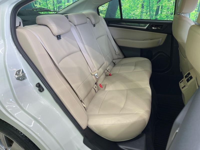 2017 Subaru Legacy B4 DBA-BN9 (UW-6aa4c1c2be886)[19]