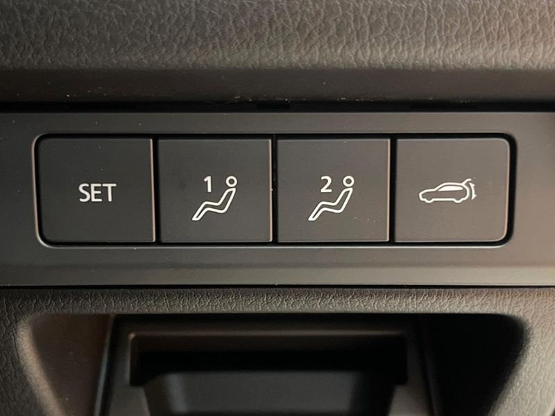 2025 Mazda CX-30 5AA-DMEJ3R (UW-6aa4c1eb80e93)[25]