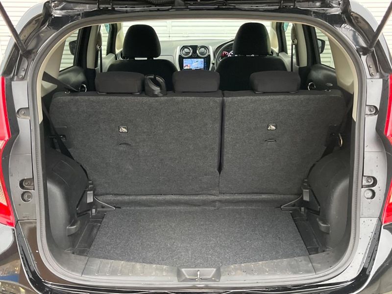 2014 Nissan Note DBA-E12 (UW-6aa4c1f26f034)[27]