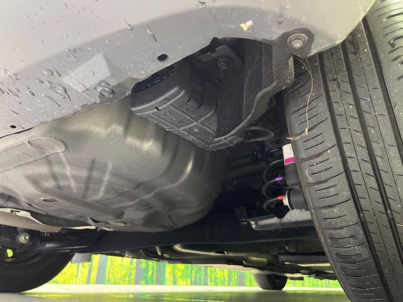 2021 Nissan Note 6AA-E13 (UW-6aa4c1fa5c8e5)[19]