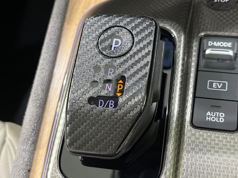 2022 Nissan Aura 6AA-FSNE13 (UW-6aa4c20d0ab0b)[24]