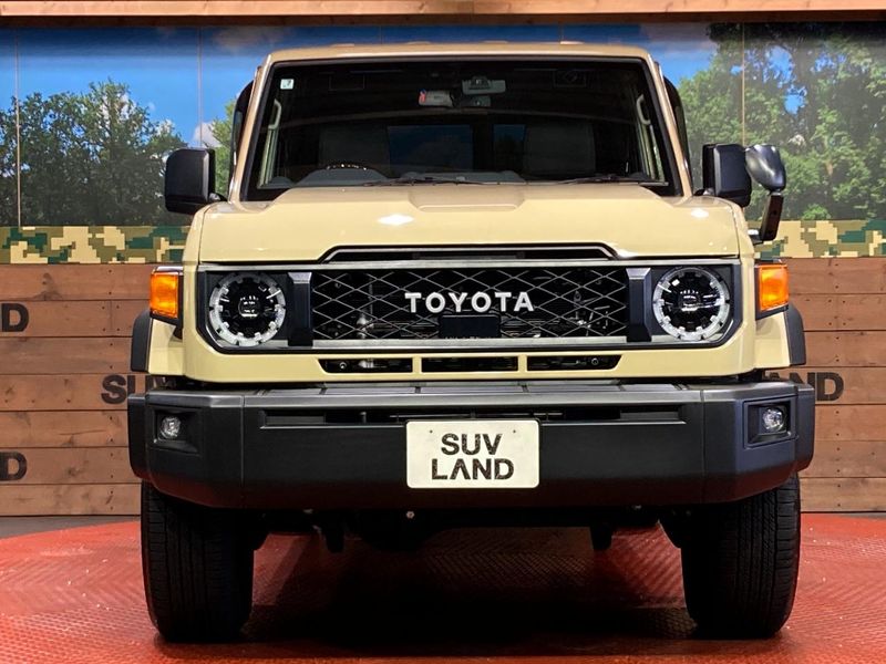 2025 Toyota Land Cruiser 70 3DA-GDJ76W (UW-6aa4c21e9cf69)[12]