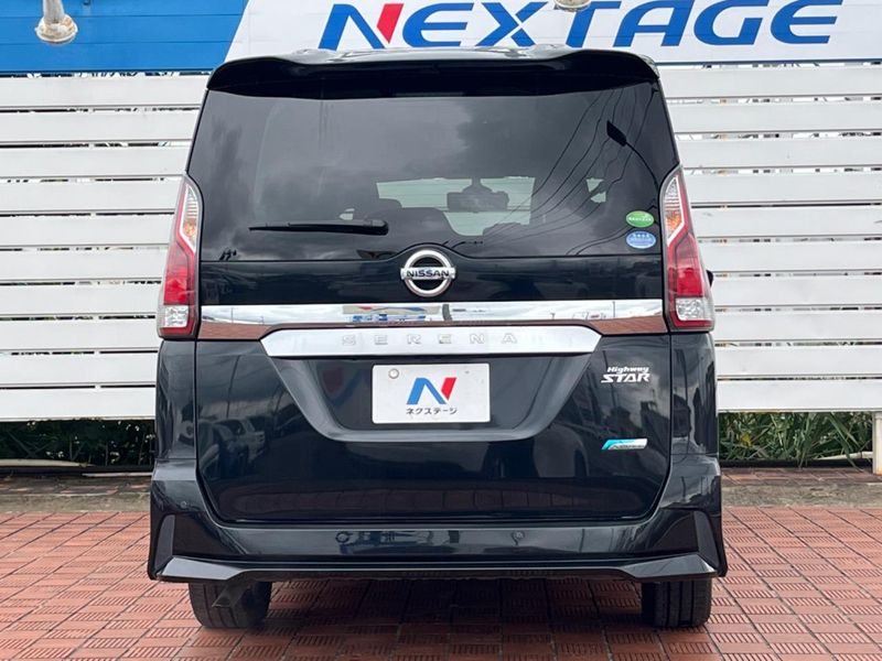 2017 Nissan Serena DAA-GFC27 (UW-6aa4c22480033)[22]