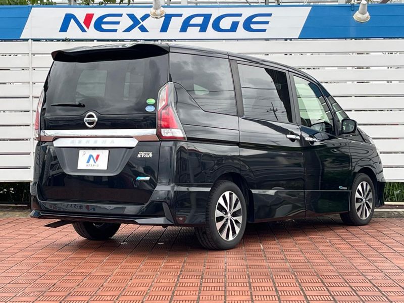 2017 Nissan Serena DAA-GFC27 (UW-6aa4c22480033)[21]