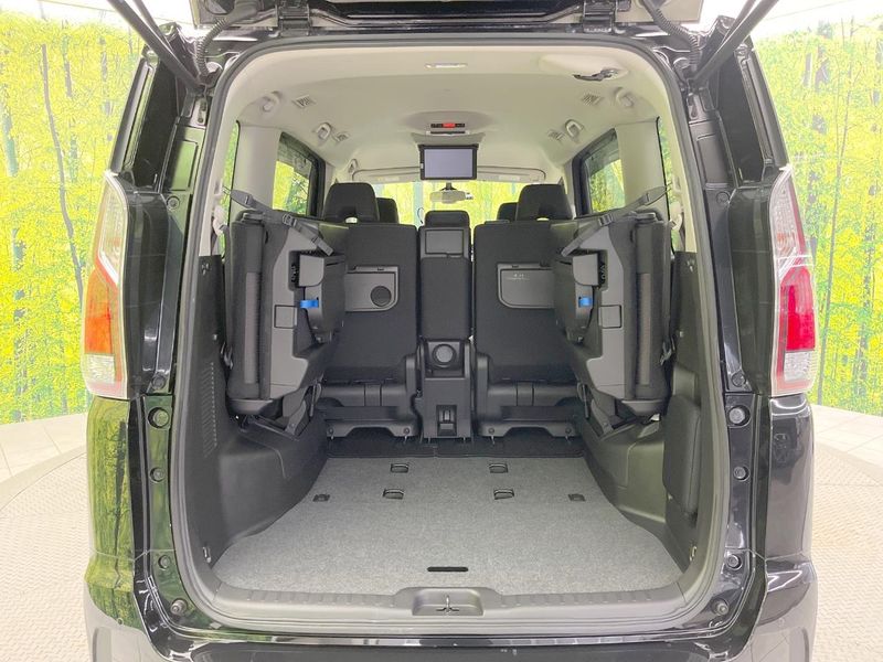 2018 Nissan Serena DAA-GFC27 (UW-6aa4c225ac9ca)[14]