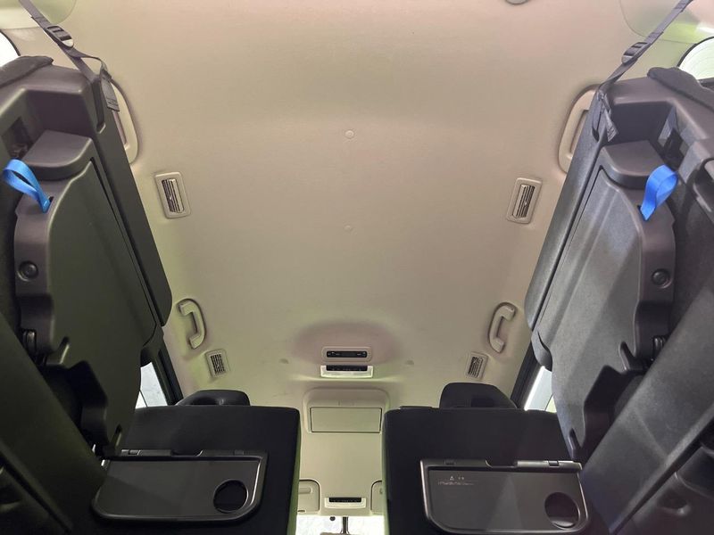 2019 Nissan Serena DAA-GFC27 (UW-6aa4c227b4ded)[12]