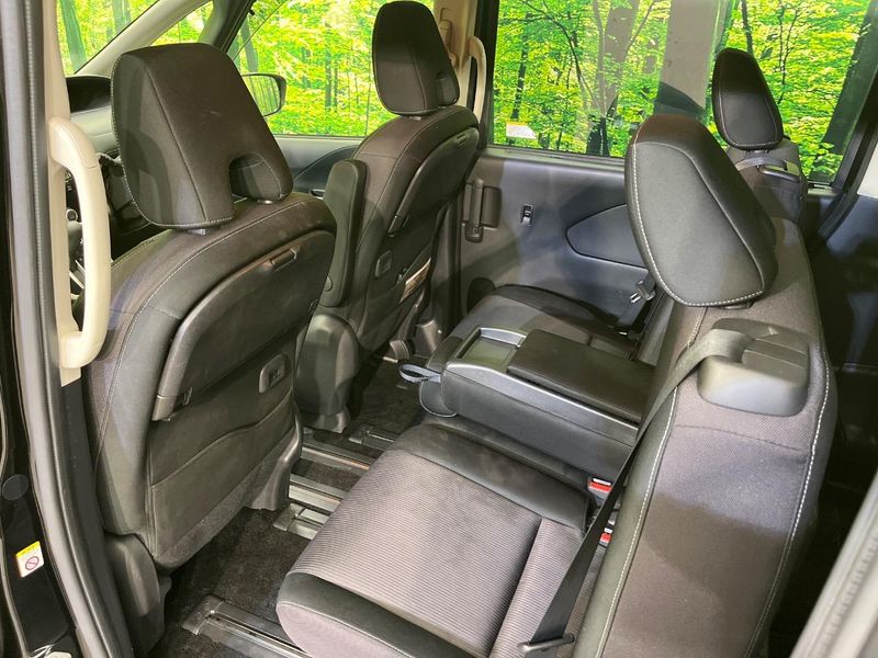 2019 Nissan Serena DAA-GFC27 (UW-6aa4c227b4ded)[17]