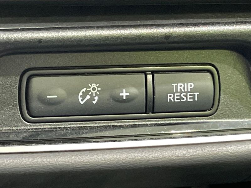 2020 Nissan Serena DAA-GFC27 (UW-6aa4c2292b316)[6]
