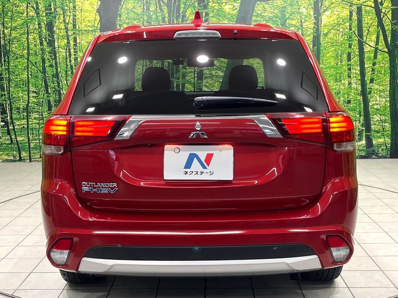 2015 Mitsubishi OUTLANDER PHEV DLA-GG2W (UW-6aa4c2327455f)[23]