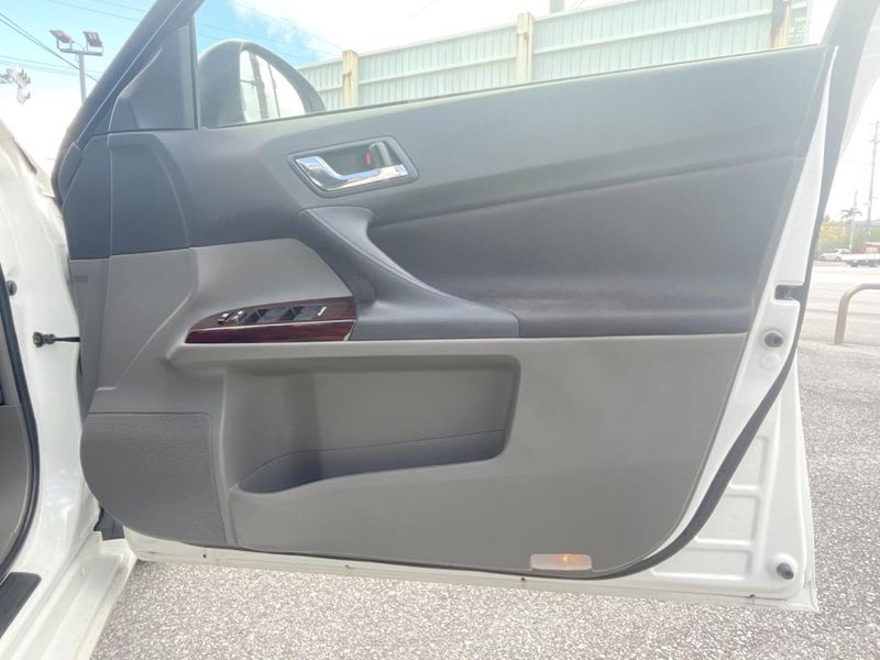 2012 Toyota Mark X DBA-GRX130 (UW-6aa4c24619057)[26]