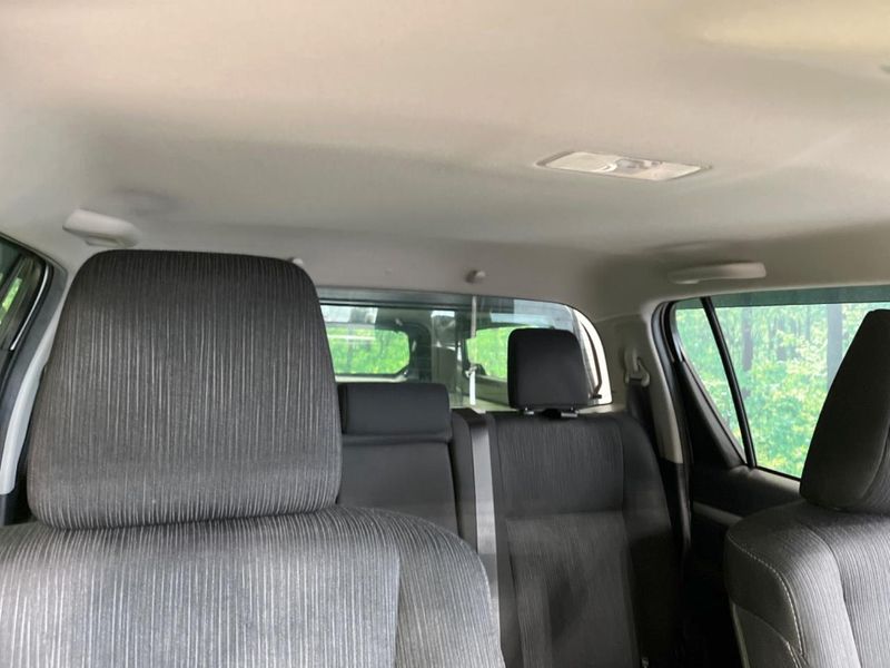 2021 Toyota Hilux 3DF-GUN125 (UW-6aa4c255ea619)[5]