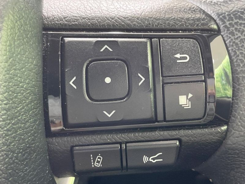 2021 Toyota Hilux 3DF-GUN125 (UW-6aa4c255ea619)[24]