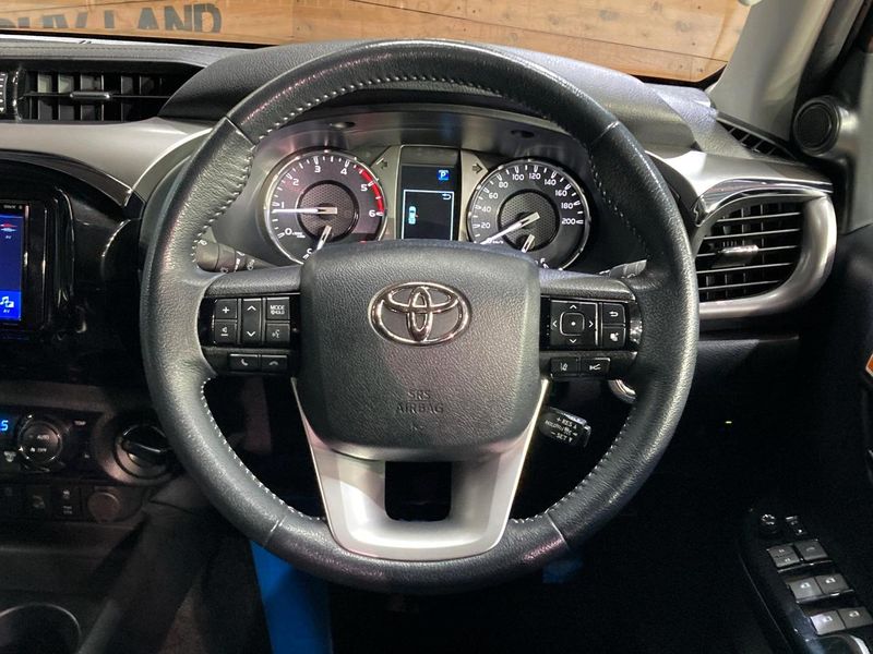 2022 Toyota Hilux 3DF-GUN125 (UW-6aa4c256ad6a8)[25]