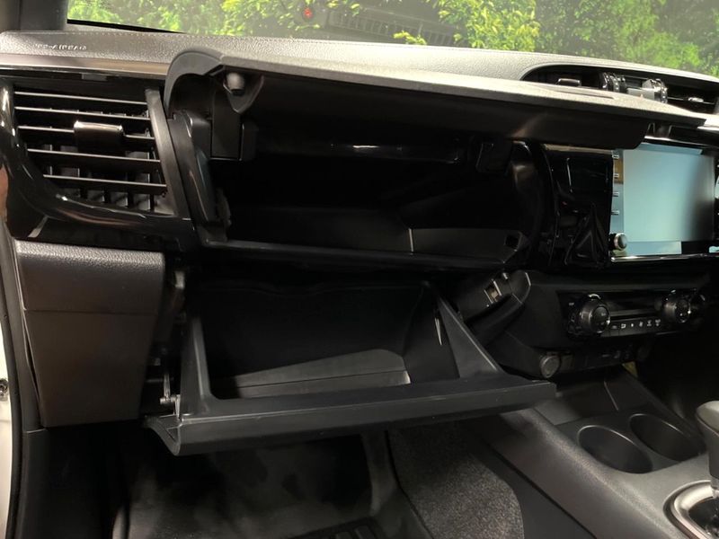 2023 Toyota Hilux 3DF-GUN125 (UW-6aa4c2578f8df)[4]