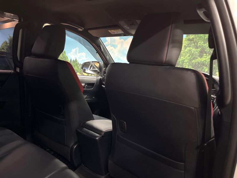 2023 Toyota Hilux 3DF-GUN125 (UW-6aa4c2578f8df)[19]