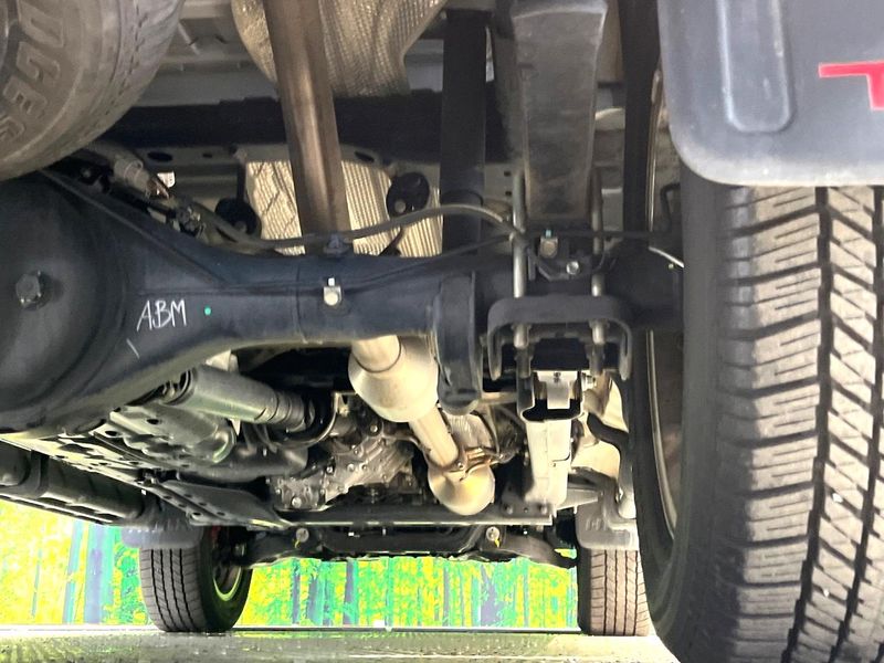 2023 Toyota Hilux 3DF-GUN125 (UW-6aa4c257c6b69)[13]