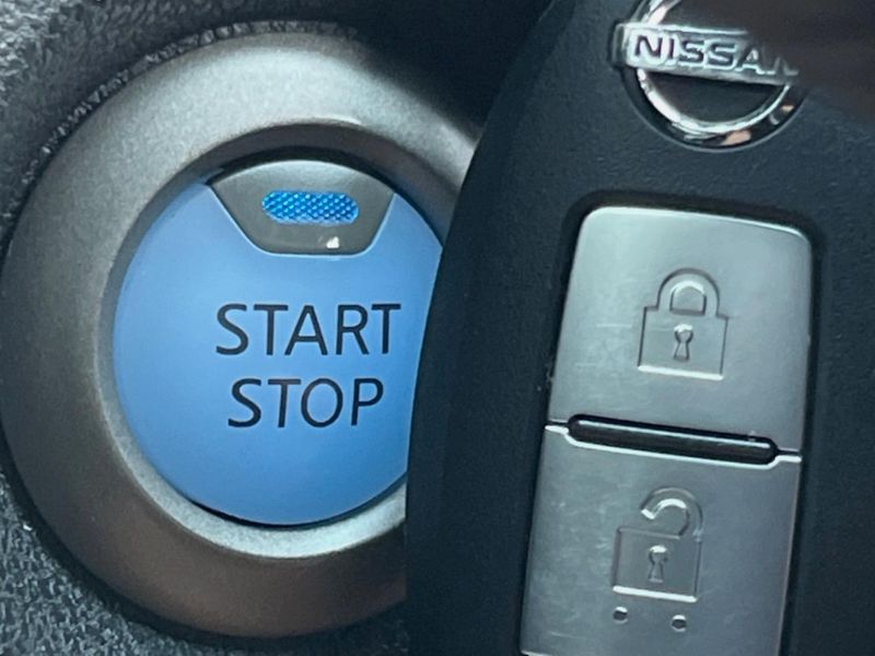2018 Nissan Note DAA-HE12 (UW-6aa4c26b08756)[6]