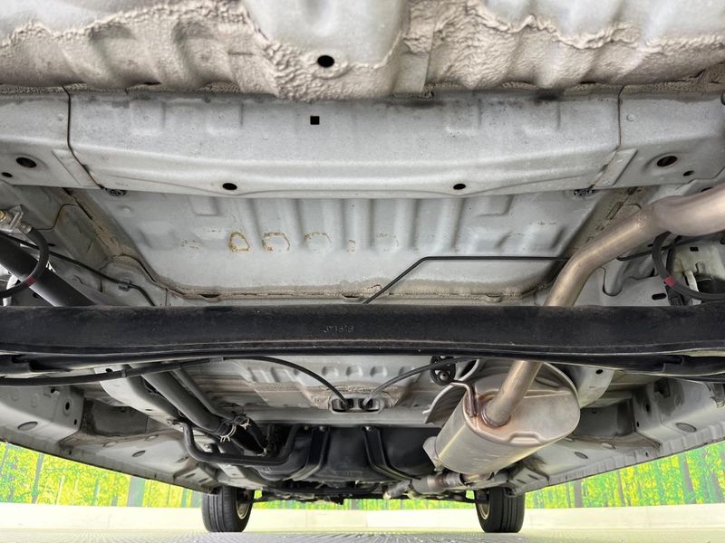 2013 Honda N-BOX DBA-JF1 (UW-6aa4c29f0a620)[24]