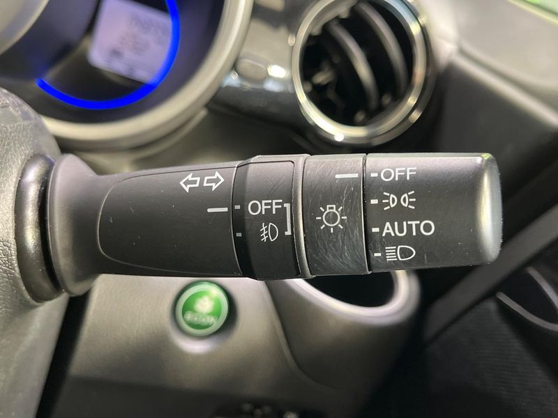 2015 Honda N-BOX CUSTOM DBA-JF1 (UW-6aa4c2a40b93e)[29]