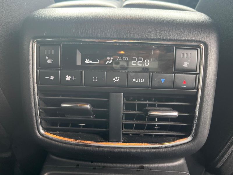 2022 Mazda CX-8 6BA-KG5P (UW-6aa4c31317590)[29]