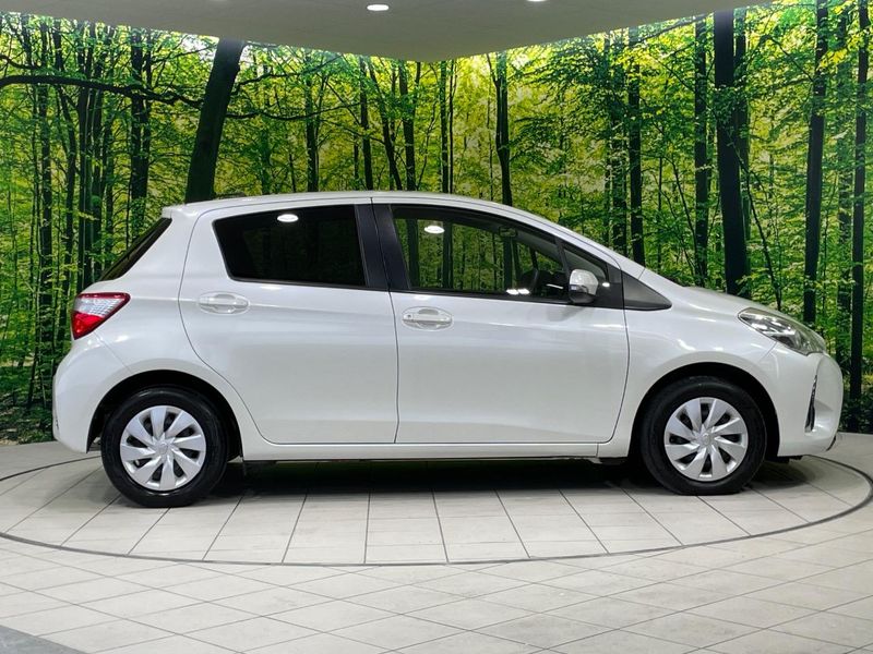 2017 Toyota Vitz DBA-KSP130 (UW-6aa4c319cd19b)[18]