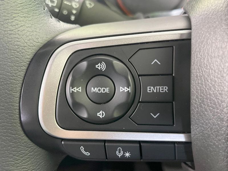 2020 Daihatsu Taft 5BA-LA900S (UW-6aa4c36ab09f0)[29]