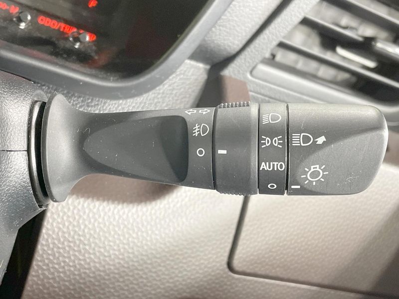 2020 Toyota Roomy DBA-M910A (UW-6aa4c38fa1e34)[25]
