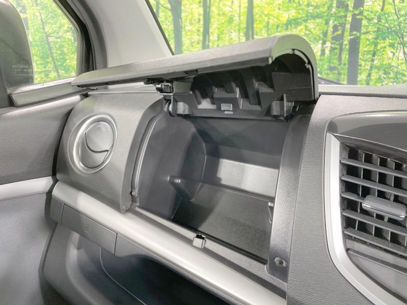 2014 Suzuki Wagon R Stingray DBA-MH34S (UW-6aa4c3b2d9c65)[15]