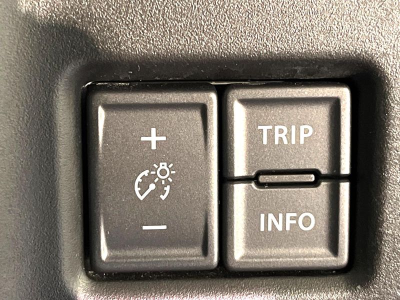 2022 Mazda Flair Crossover 5AA-MS92S (UW-6aa4c404f260f)[8]