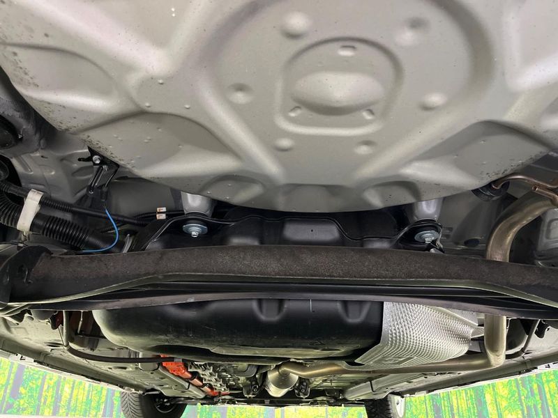 2021 Toyota Yaris 6AA-MXPH10 (UW-6aa4c41f463a5)[24]