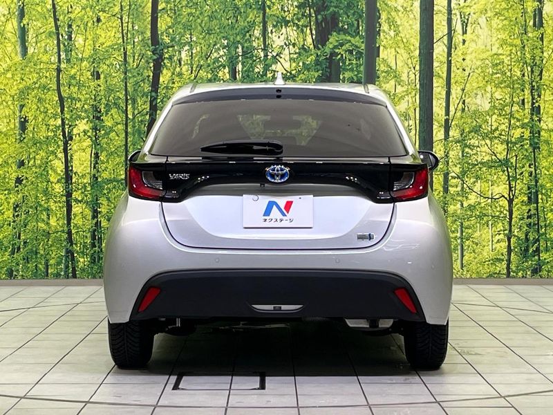 2021 Toyota Yaris 6AA-MXPH10 (UW-6aa4c41f463a5)[9]