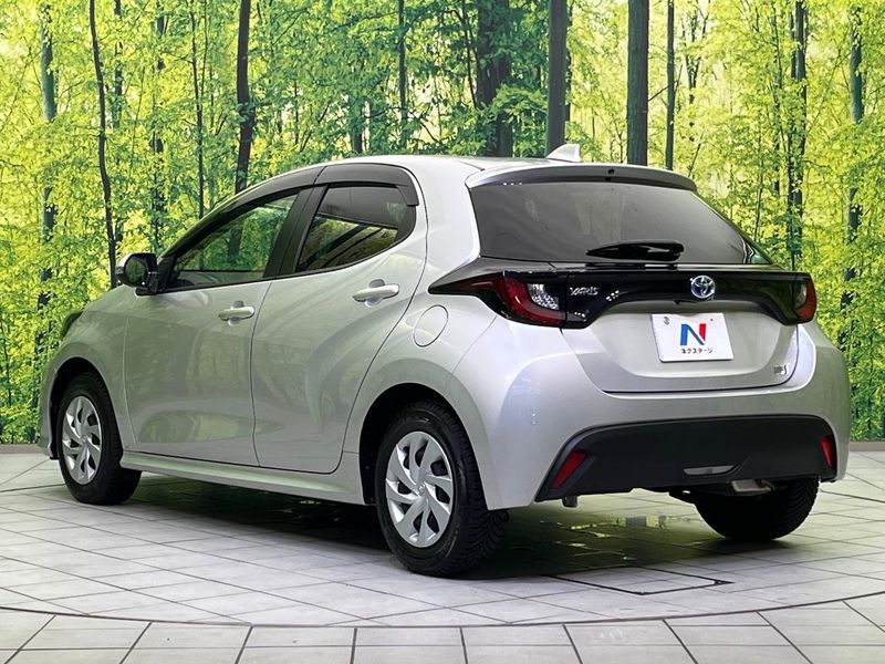 2021 Toyota Yaris 6AA-MXPH10 (UW-6aa4c41f463a5)[8]