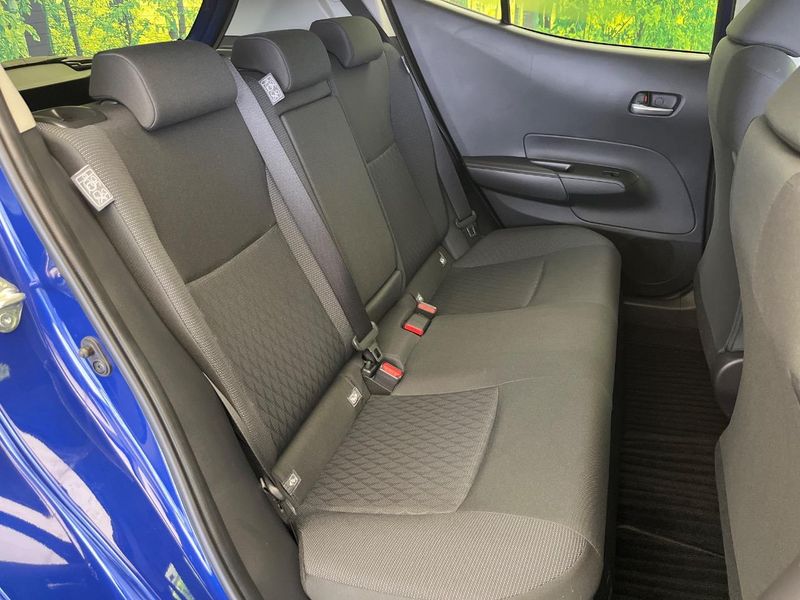 2021 Toyota Aqua 6AA-MXPK11 (UW-6aa4c42f7c991)[9]