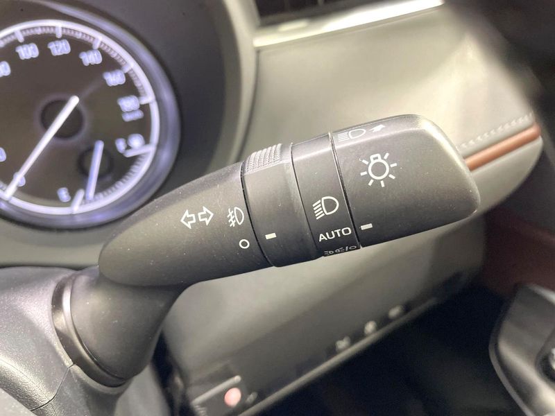 2021 Toyota Harrier 6BA-MXUA80 (UW-6aa4c441778e9)[23]