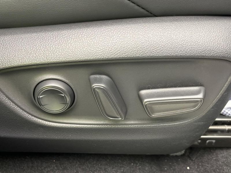 2025 Toyota Harrier 6BA-MXUA80 (UW-6aa4c44b543d6)[14]