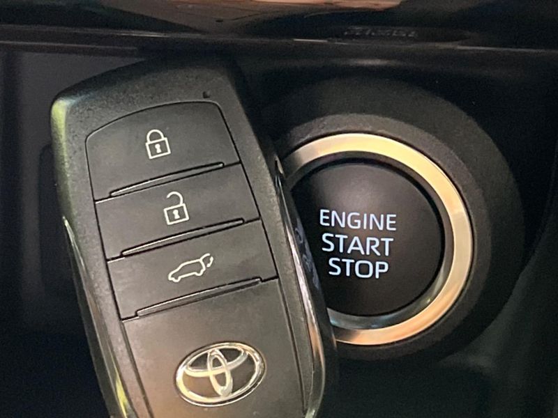 2025 Toyota Harrier 6BA-MXUA80 (UW-6aa4c44b543d6)[13]