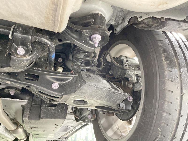 2021 Toyota Harrier 6BA-MXUA85 (UW-6aa4c44bd08b3)[15]