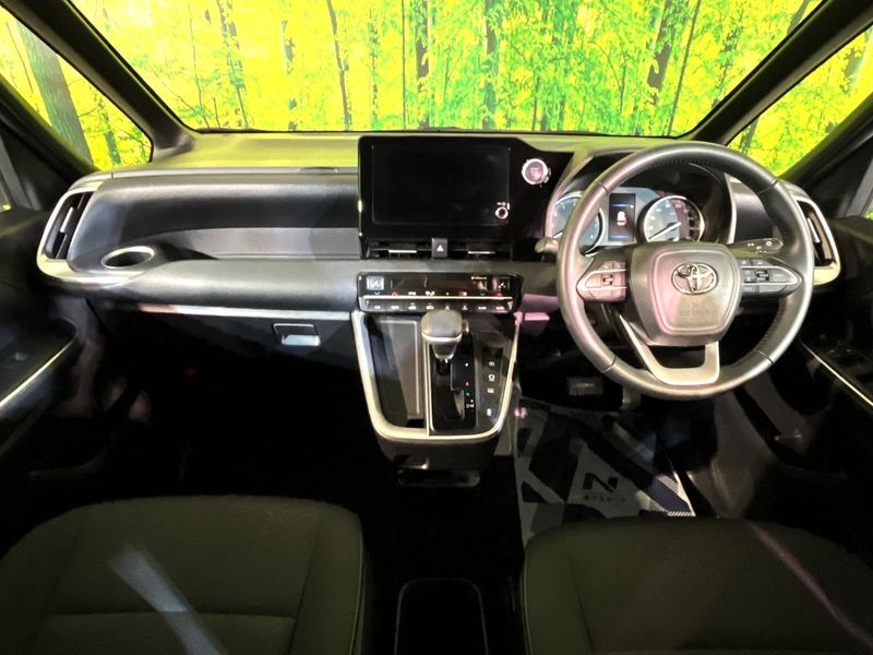 2023 Toyota Voxy 6BA-MZRA90W (UW-6aa4c45c94653)[5]