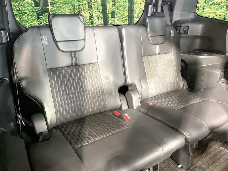 2024 Toyota Noah 6BA-MZRA90W (UW-6aa4c460e39b8)[14]